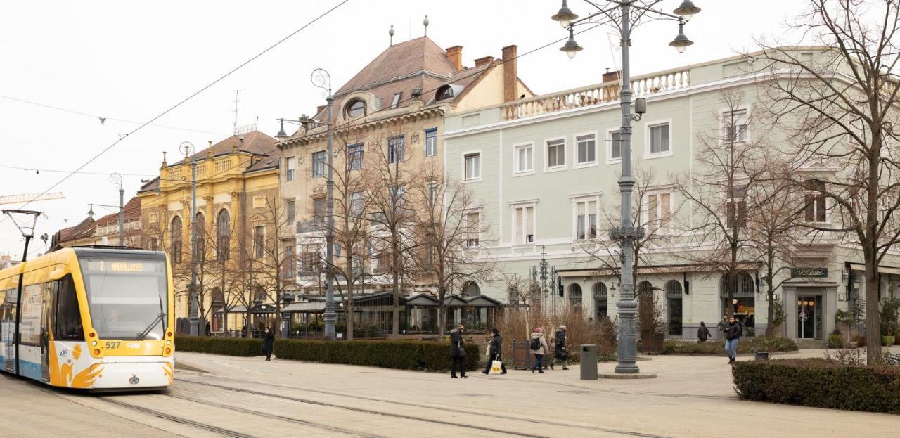 Square 2 Apartment Debrecen Exterior photo